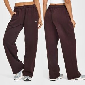 PLUM BROWN FOUNDATIONS STRAIGHT LEG SWEATPANTS WITH GREY LOGO